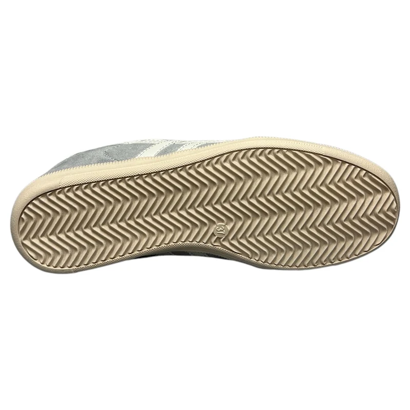 Zapatillas Corina M5075 Celeste