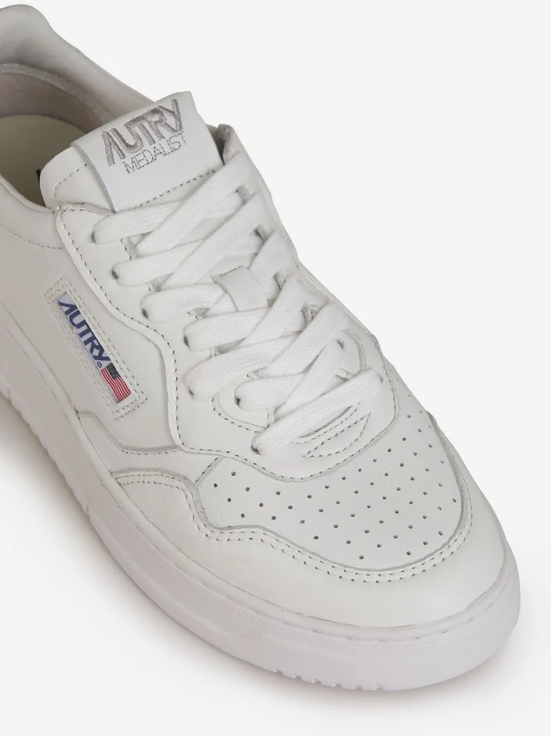 Sneakers Medalist Low