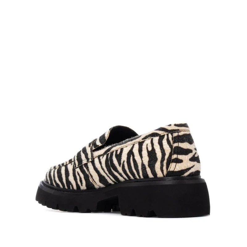 Zapato de mujer plano Carmela 16254506