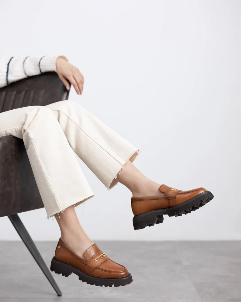 Zapato de mujer plano Carmela 16254504
