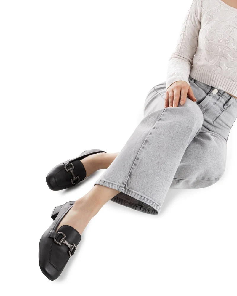 Zapato de mujer con tacón Carmela 16253905