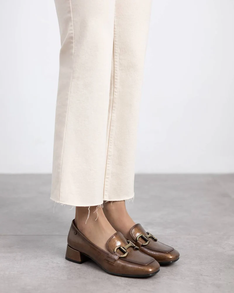 Zapato de mujer con tacón Carmela 16253902