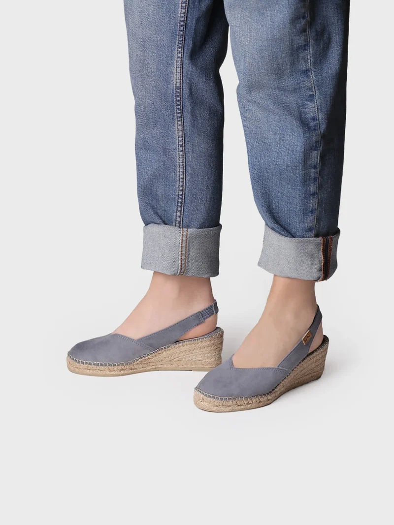 Alpargata cerrada de cuña en ante para mujer | BETTY-A
