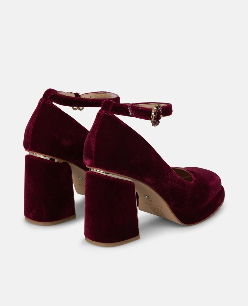 ZAPATO TACÓN CON CIERRE DE PULSERA