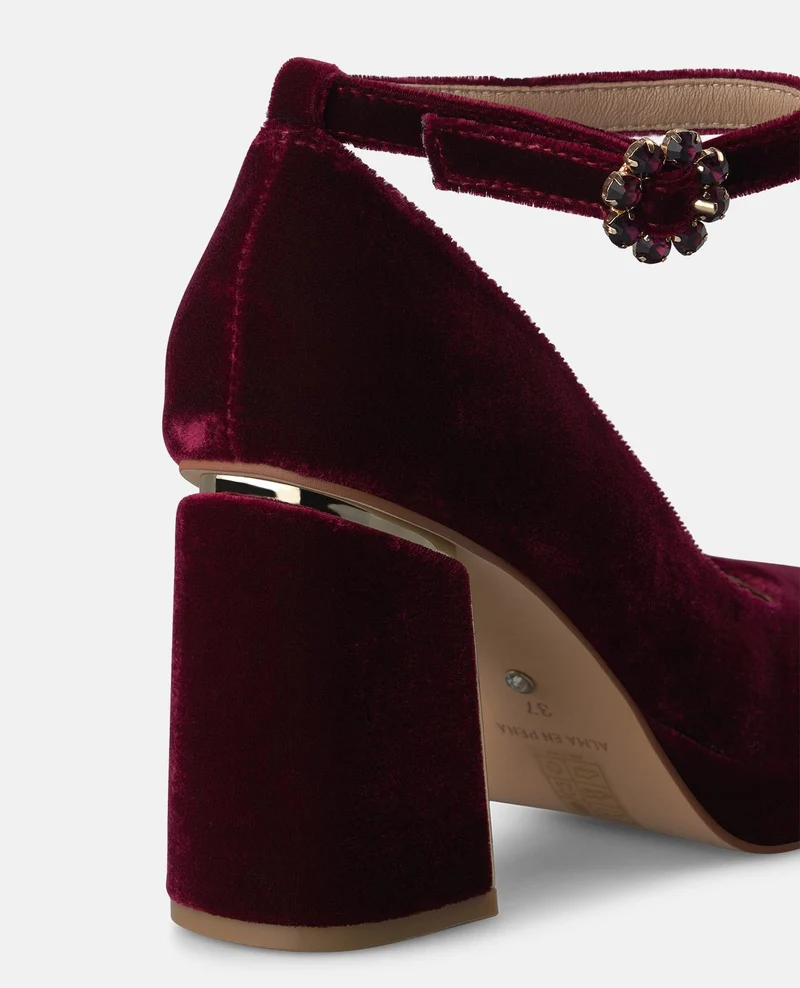 ZAPATO TACÓN CON CIERRE DE PULSERA
