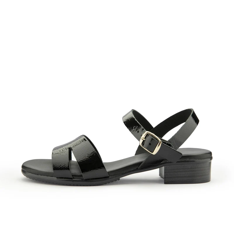 Sandalia charol negro S115523 Pepa & Cris