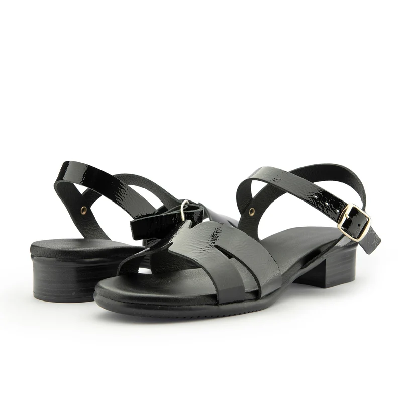Sandalia charol negro S115523 Pepa & Cris