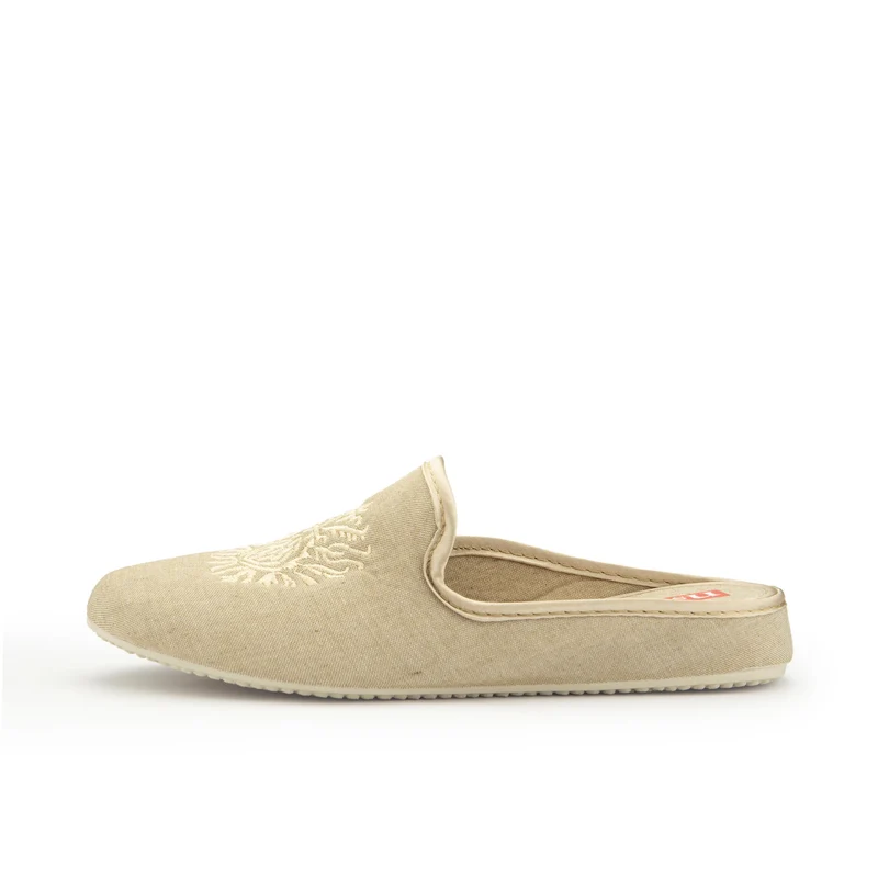 Zapatilla casa beige oscuro 103525 Norteñas