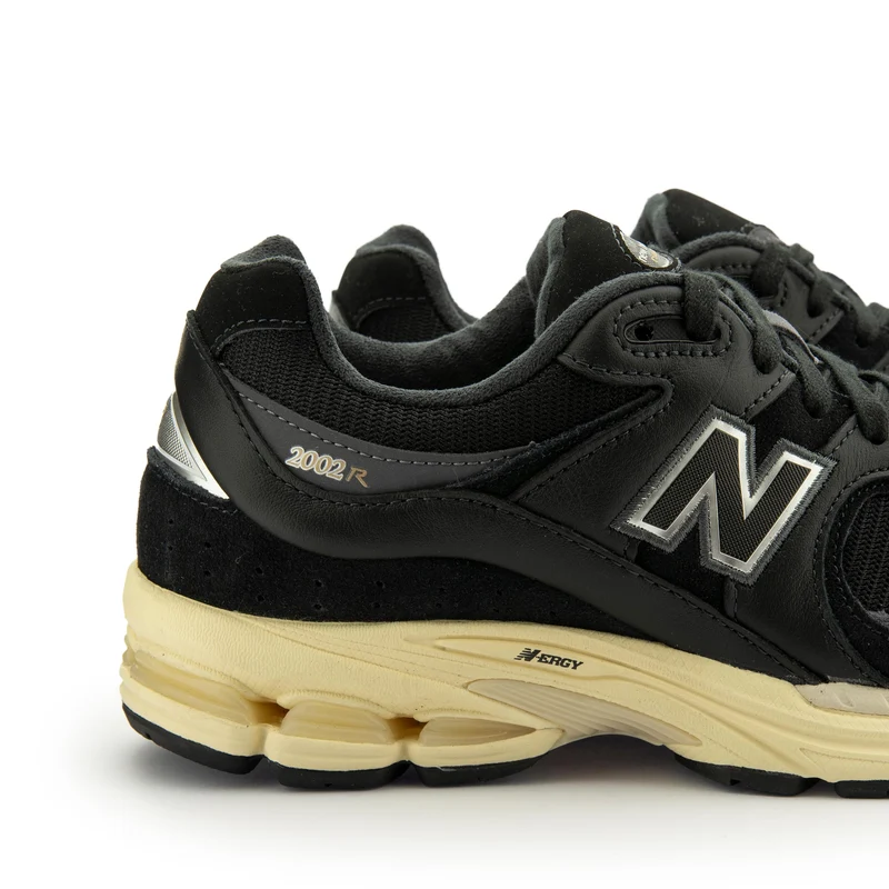 Deportiva negro M2002RIB New Balance