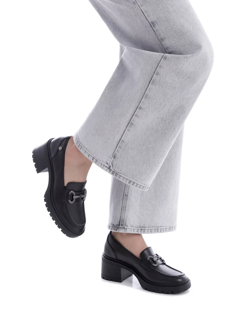 Zapato de mujer con tacón Xti 14427403