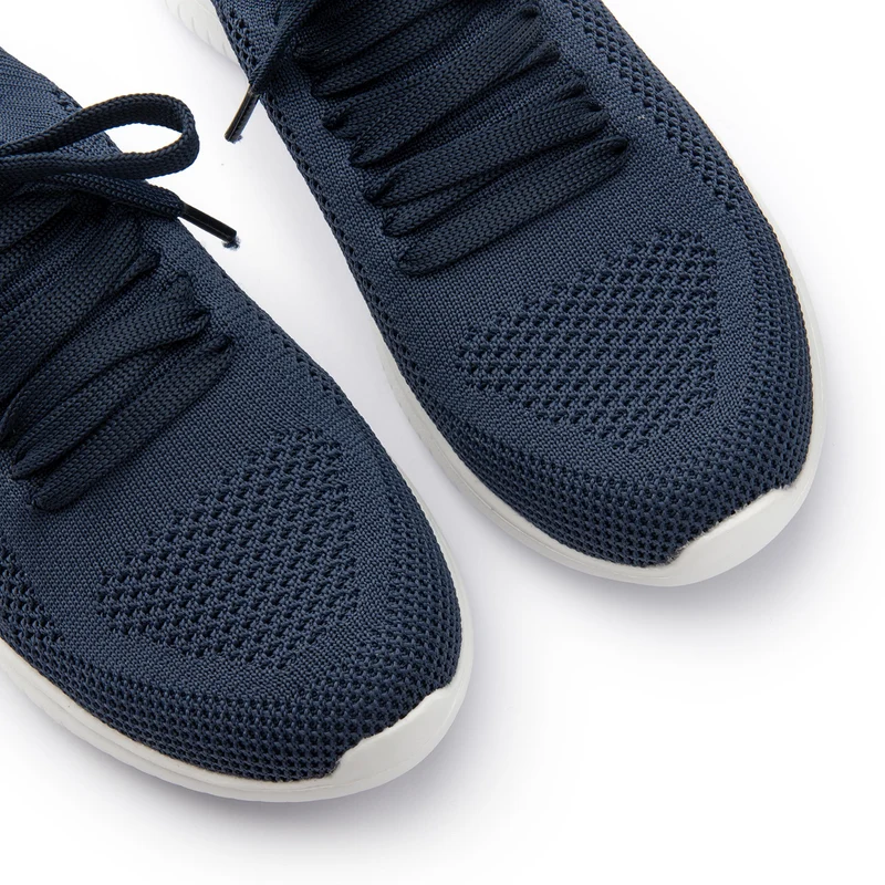 Deportiva azul SARA Walk in Pitas