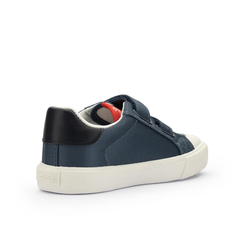 Deportiva azul 1065172 Victoria