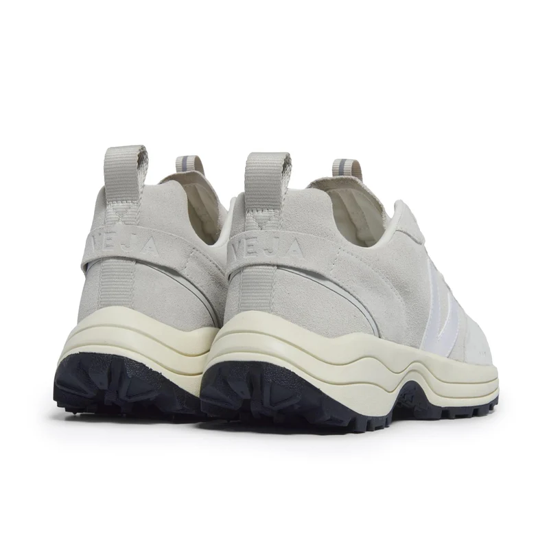 Deportiva total beige VENTURI Veja