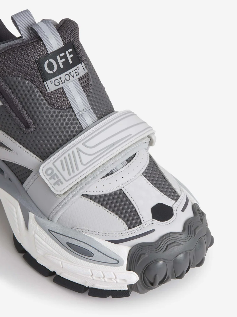 Sneakers Glove Slip-On