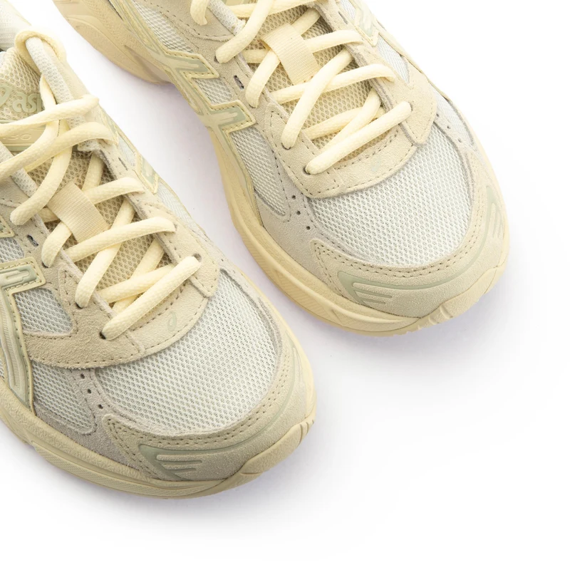 Deportiva beige claro GEL1130 Asics