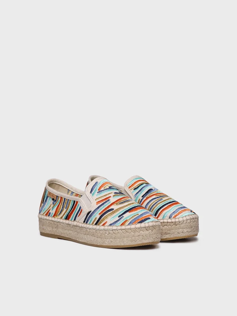 Alpargata de mujer bordada multicolor | POLA