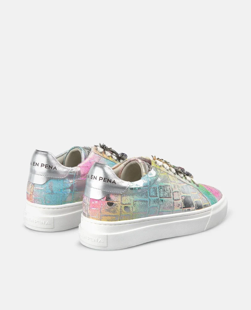 DEPORTIVA CHARM