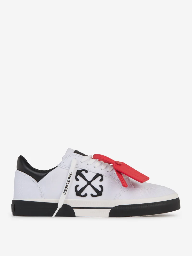 Sneakers New Low
