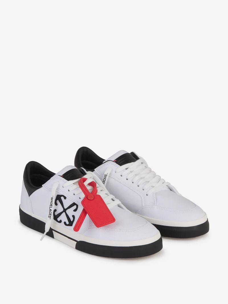 Sneakers New Low