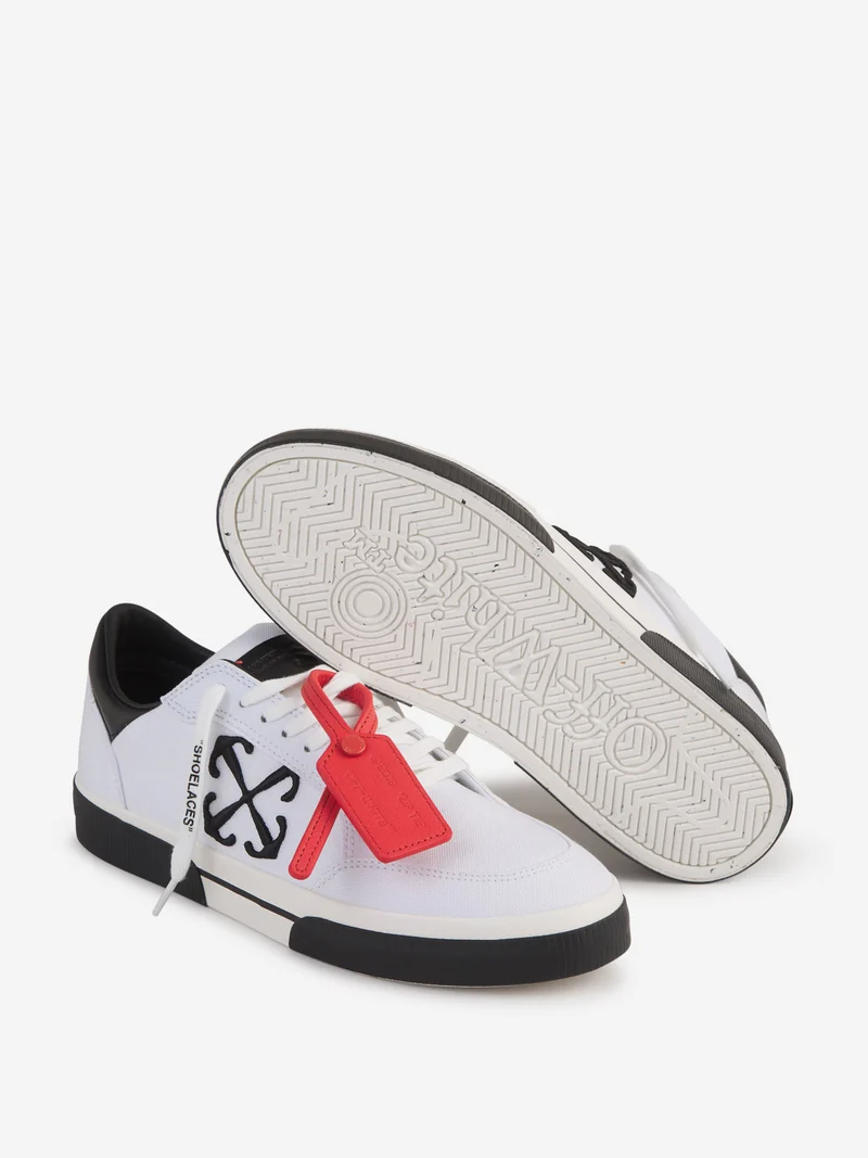 Sneakers New Low