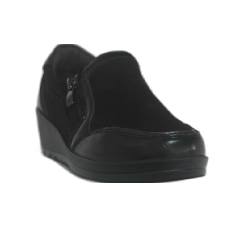 MUJER COMODO DEPORTIVO NEGRO