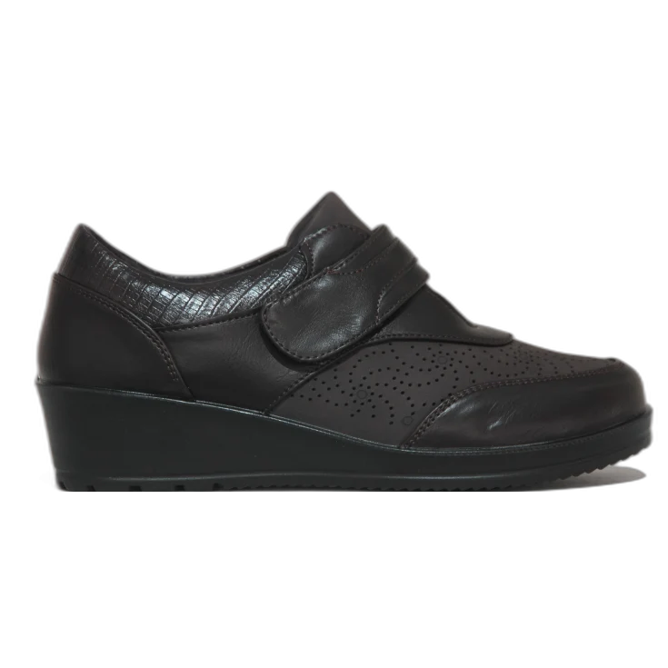 MUJER COMODO DEPORTIVO VICTORIA MARRON