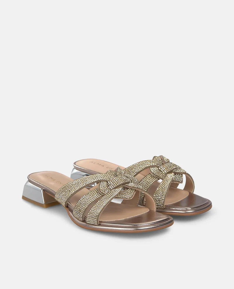 SANDALIA PLANA TRIPLE TIRAS