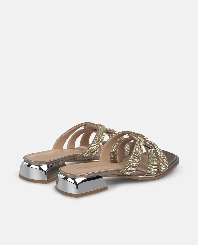 SANDALIA PLANA TRIPLE TIRAS