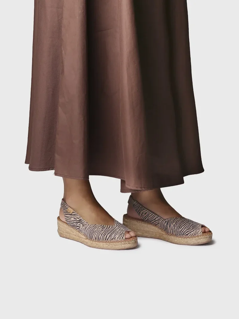 Alpargatas de cuña de mujer en piel animal print | BERNIA-ZB