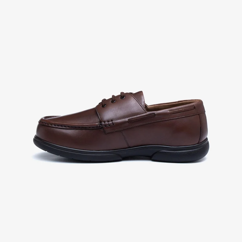 Zapatos náuticos Tredd Well Dean de corte ancho para hombre, color marrón