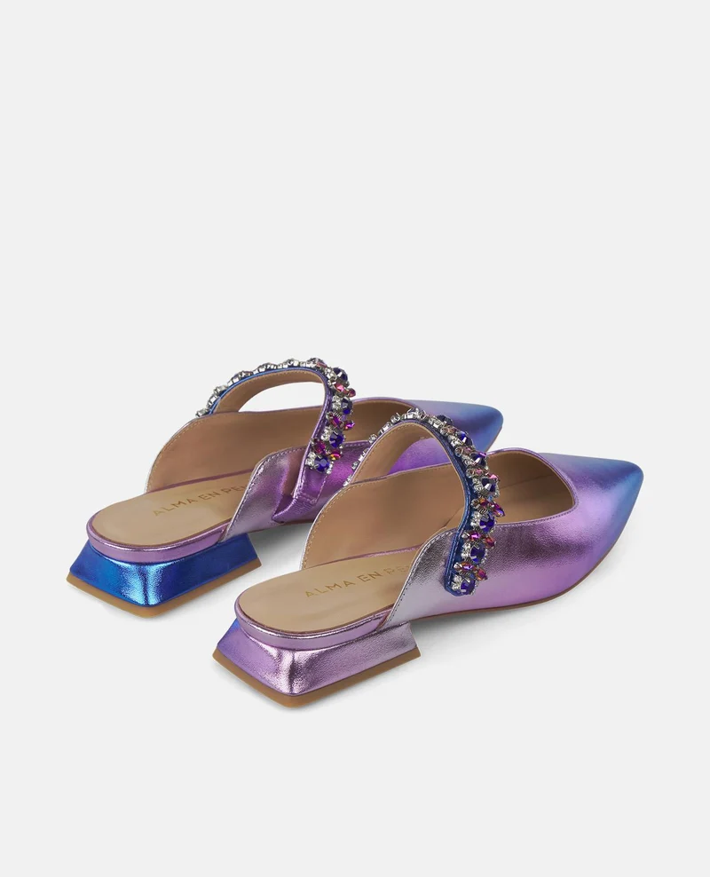 ZAPATO DESTALONADO TIRA PEDRERÍA