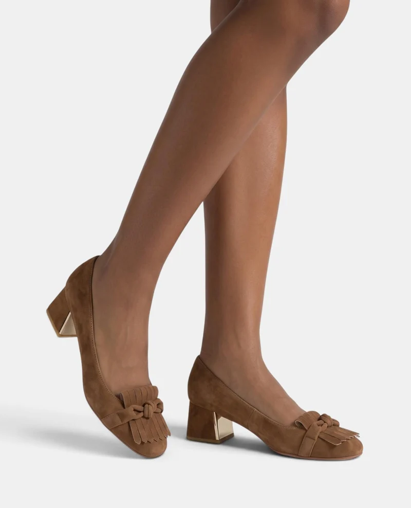 ZAPATO DE ANTE CON FLECOS