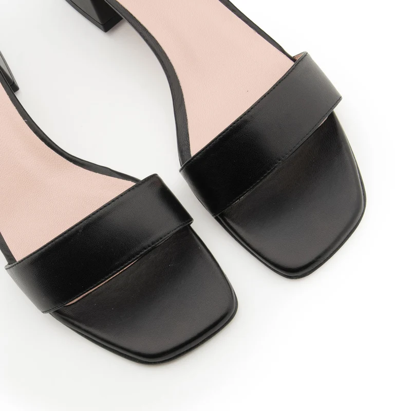 Sandalia negro 18059 Joni