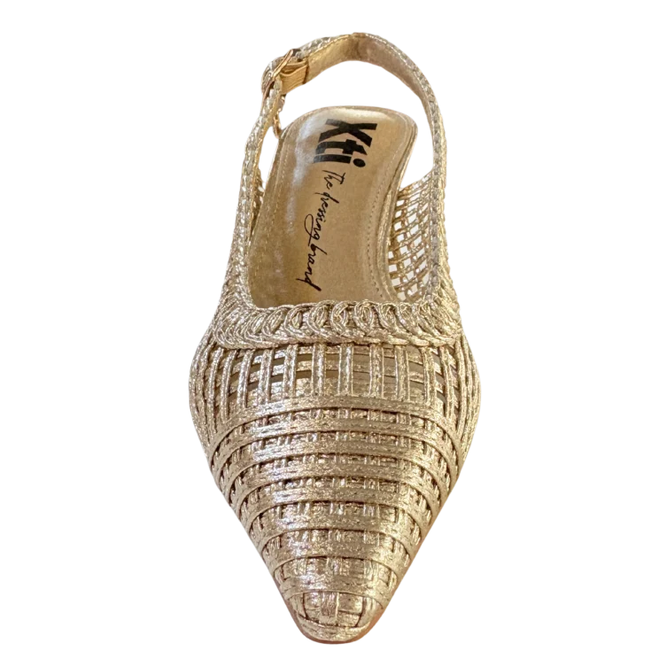 MUJER ZAPATO C. ORO