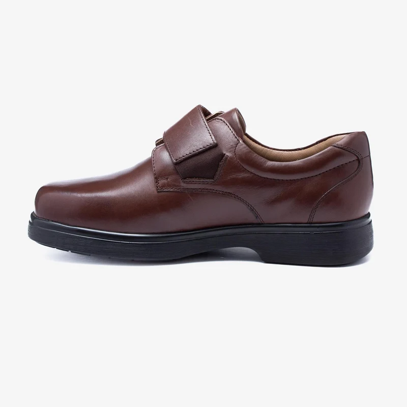 Zapatos con velcro Tredd Well Roger de corte ancho para hombre