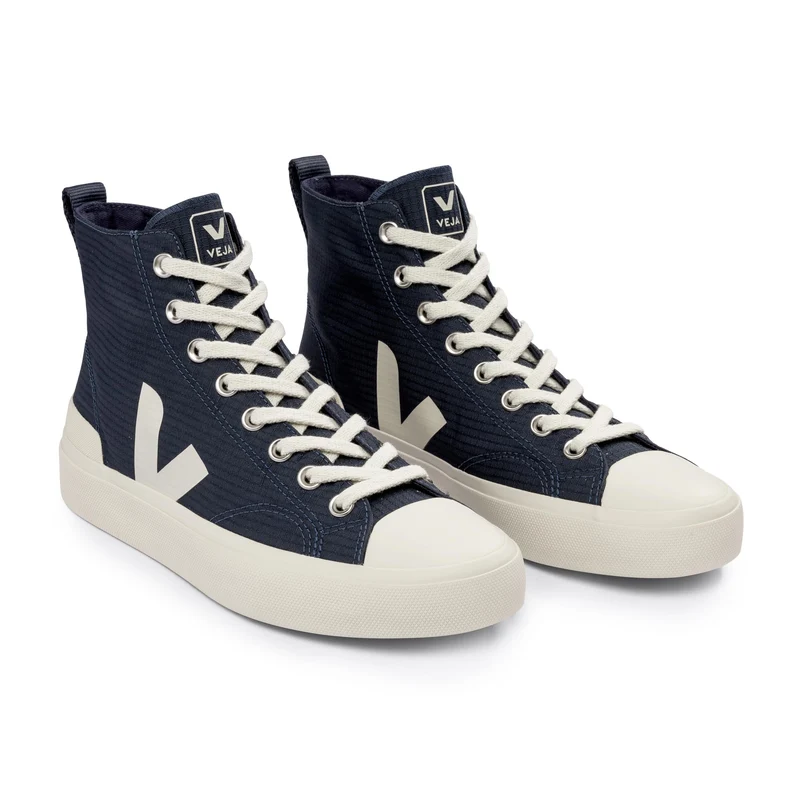 Bota azul WATAII Veja