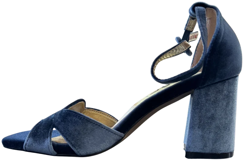 MUJER FIESTA TACON AZUL