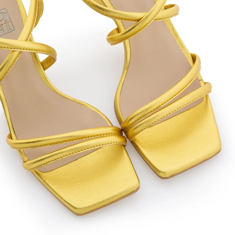 Sandalia dorado 24046 Joni