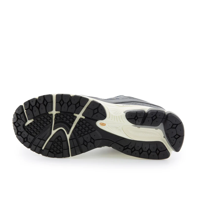 Deportiva gris M2002RHP New Balance
