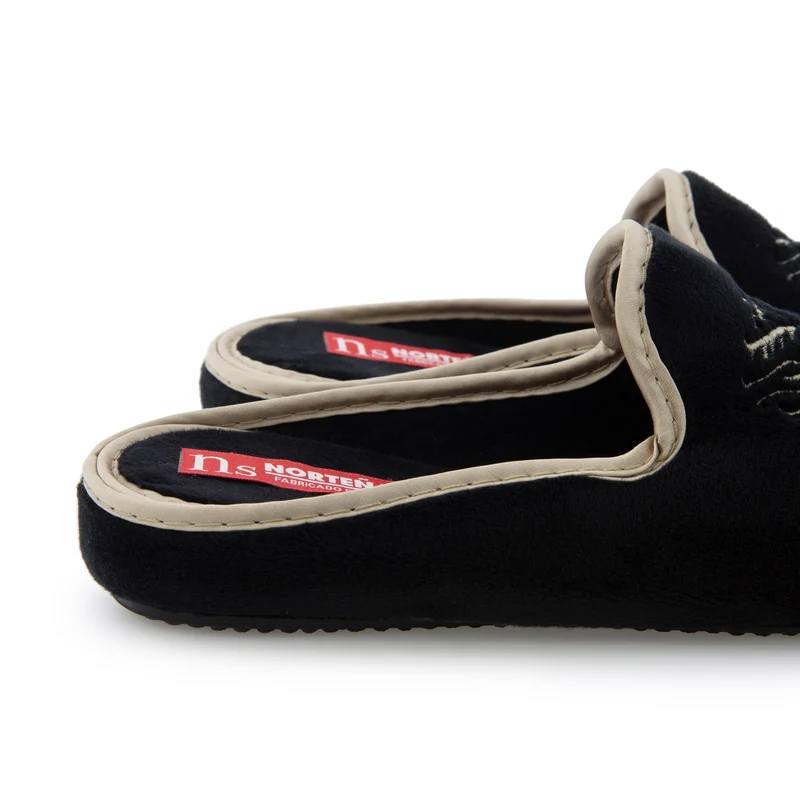 Zapatilla casa negra 73525 Norteñas