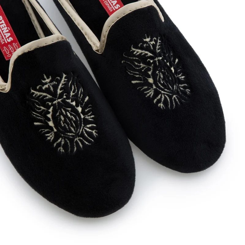 Zapatilla casa negra 73525 Norteñas