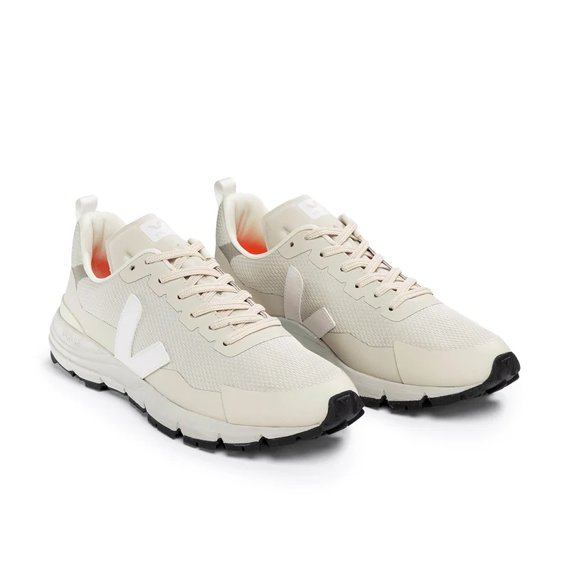 Deportiva beige DEKKAN Veja