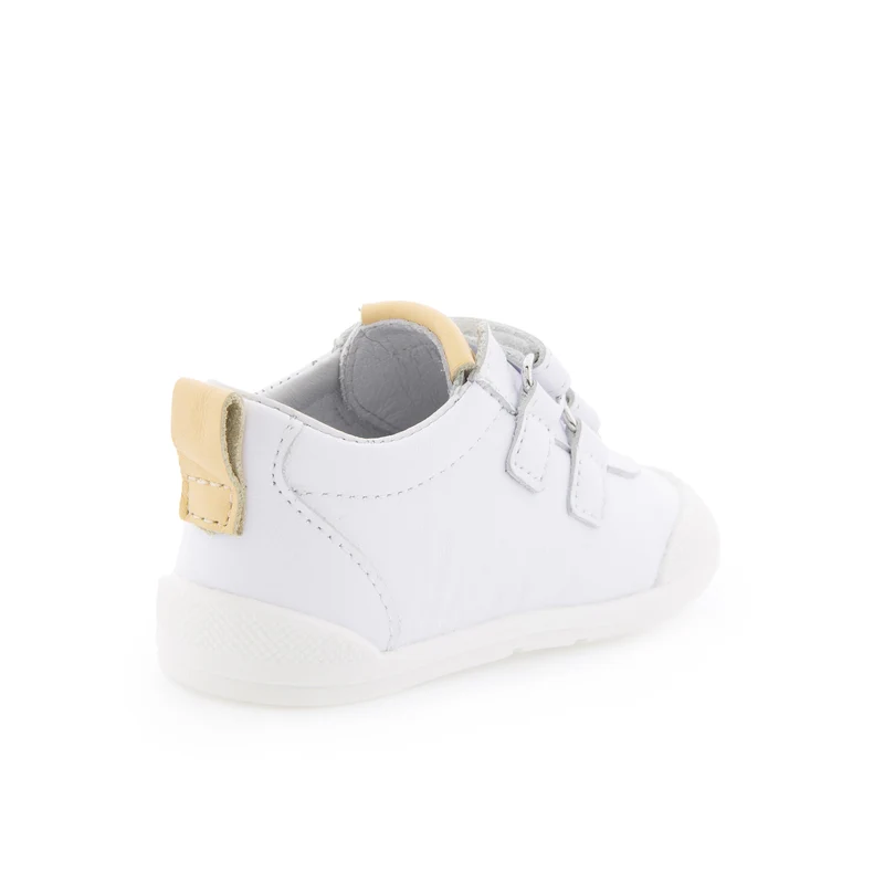 Deportiva barefoot blanco/vainilla LUNA Blanditos