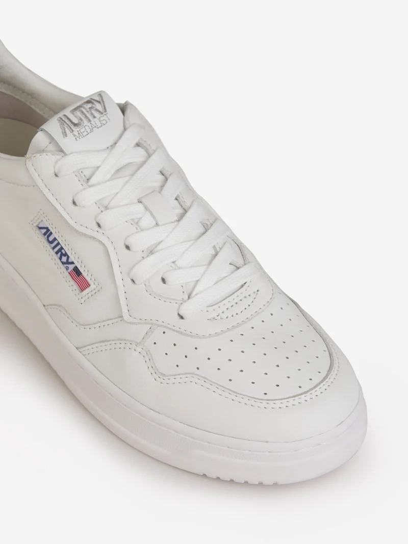 Sneakers Medalist Low