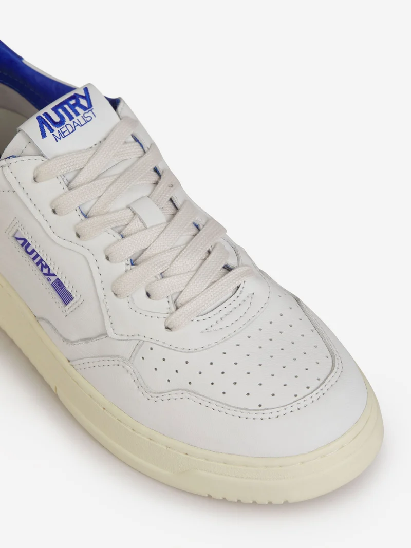 Sneakers Medalist Low