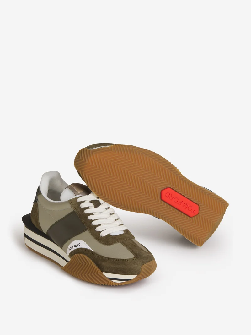 Sneakers James