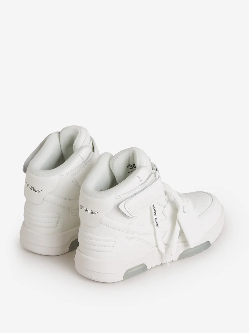 Sneakers Mid Top Out of Office