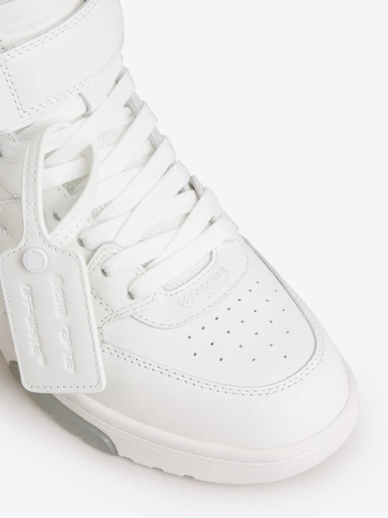 Sneakers Mid Top Out of Office