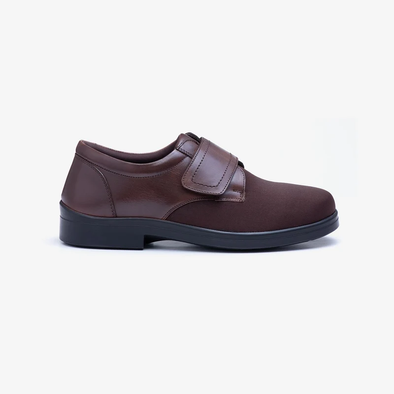 Zapatos elásticos suaves con velcro Tredd Well Benjamin de ajuste ancho para hombre
