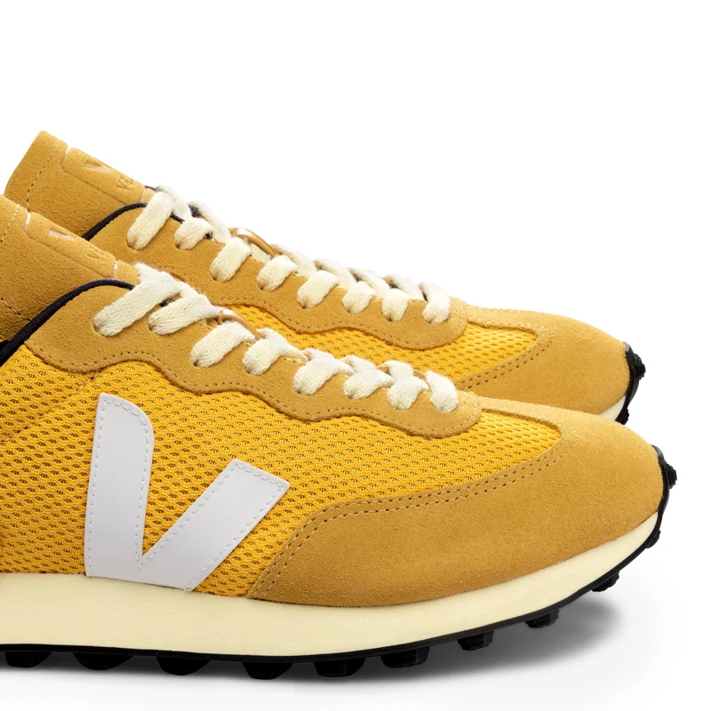 Deportiva amarillo RIOBRANCO Veja